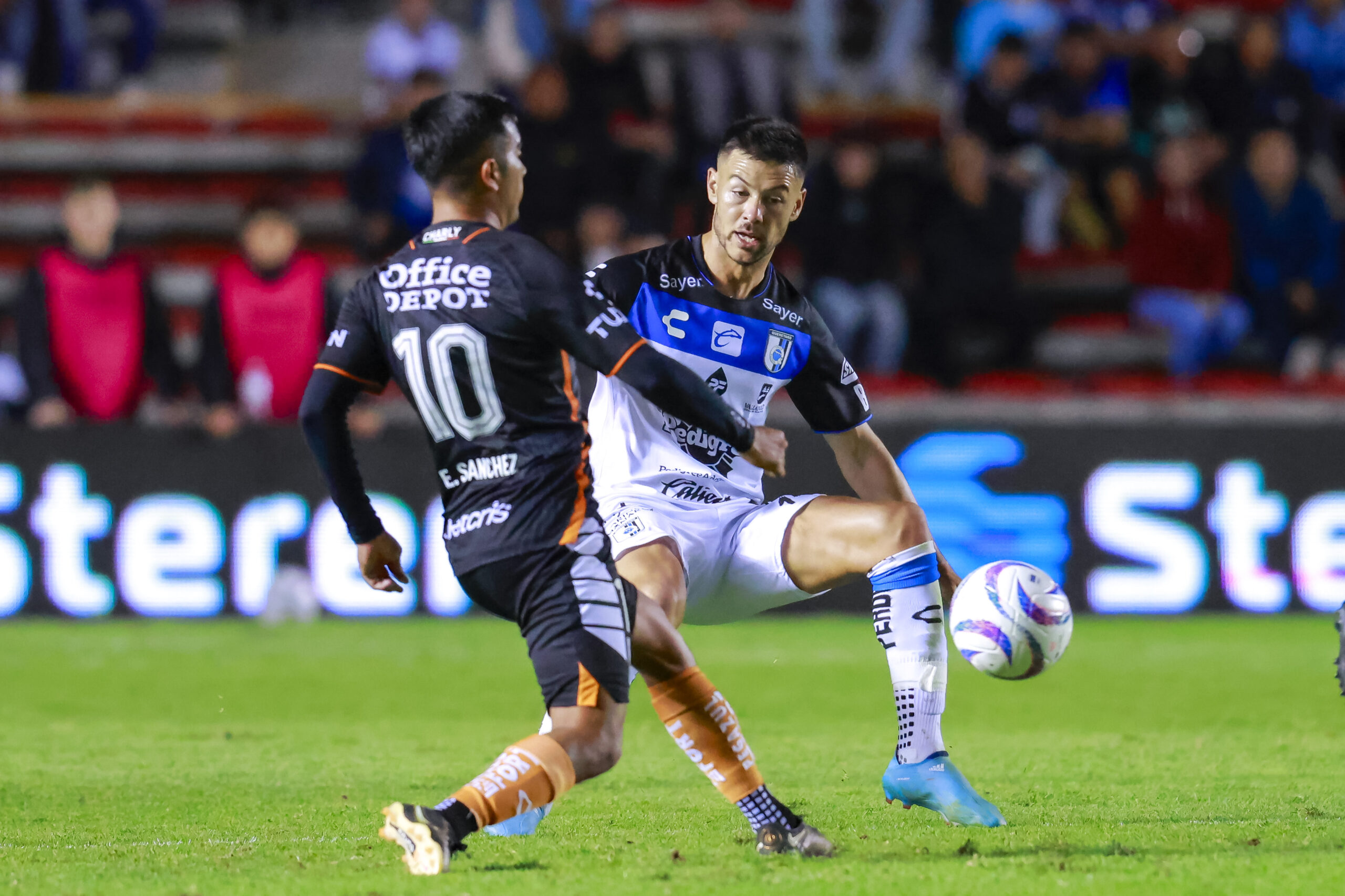 J4_GALLOS_VS_PACHUCA_AP23_277