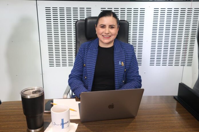 PHOTO DIP. LEONOR -2025-12-04-13-08-01