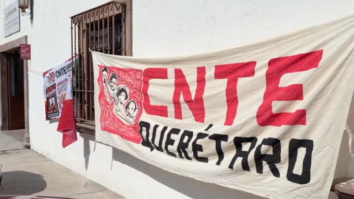 CNTE Instala Plantón en Oficinas de la SEP en Querétaro-1920x1080